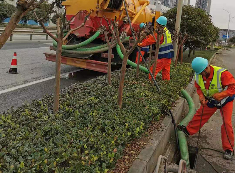 巴林右市政管道清淤